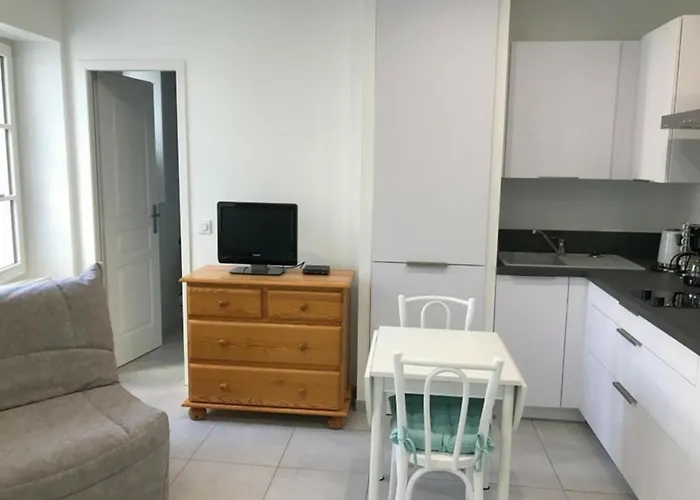 Renove En Centre-ville, Ideal Pour Des A Pied, Calme Et Confort, Classe 2 Etoiles. - Fr-1-4-512 Lejlighed