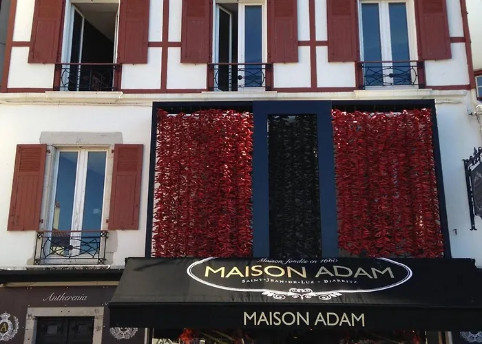 Renove En Centre-ville, Ideal Pour Des A Pied, Calme Et Confort, Classe 2 Etoiles. - Fr-1-4-512 * Saint-Jean-de-Luz